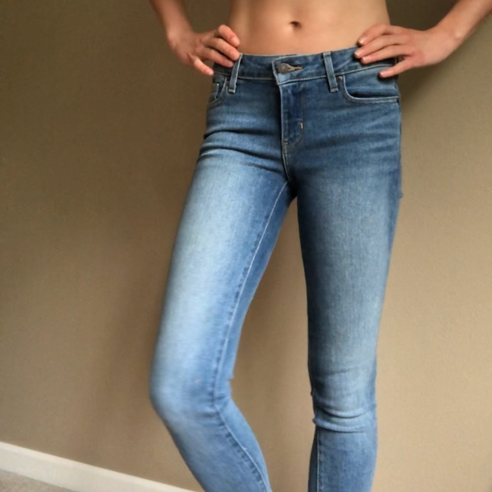 Levis 711 Skinny Jean